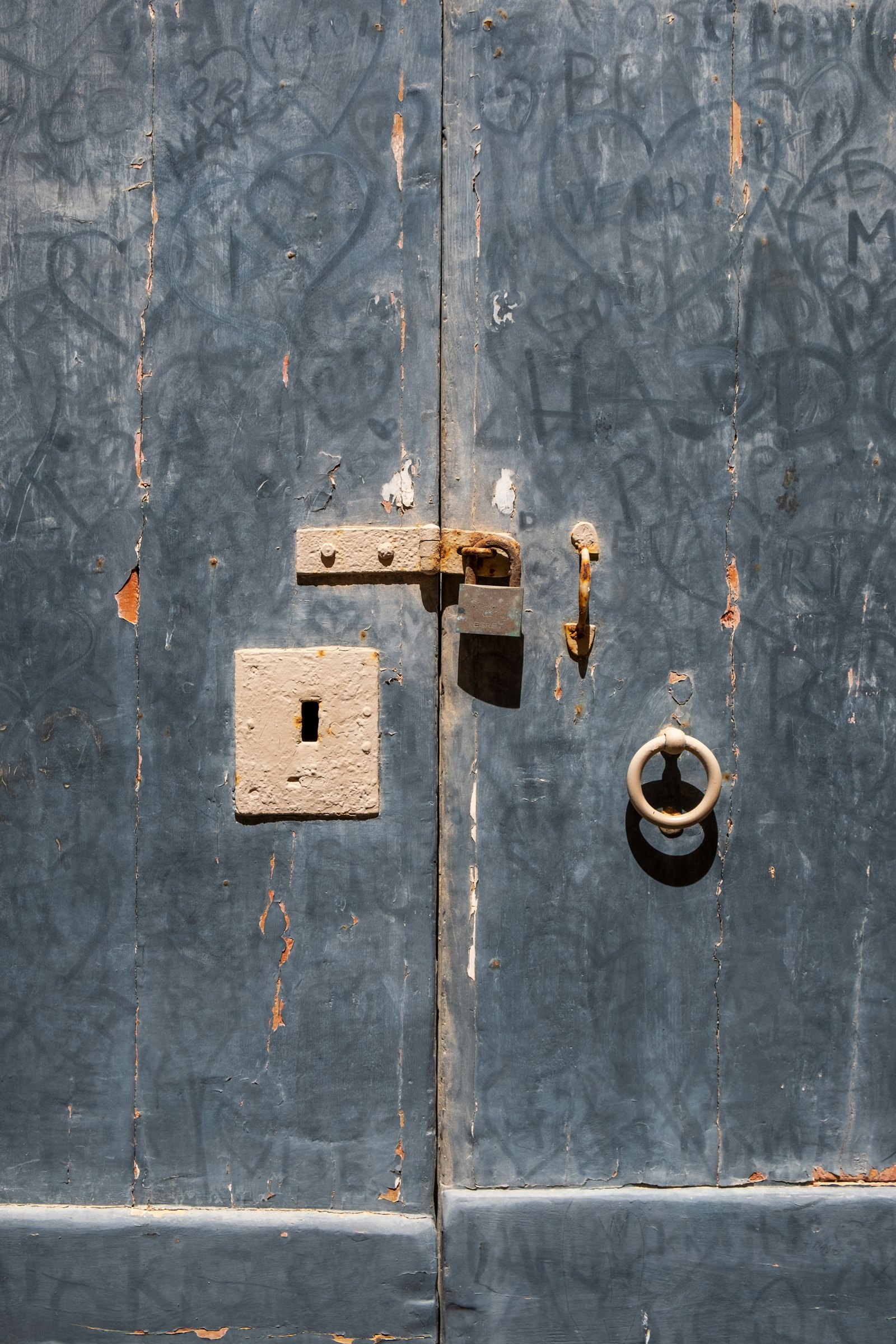 Latifa AlNahyan Smart Locksmith Service — locksmith in Raleigh, NC